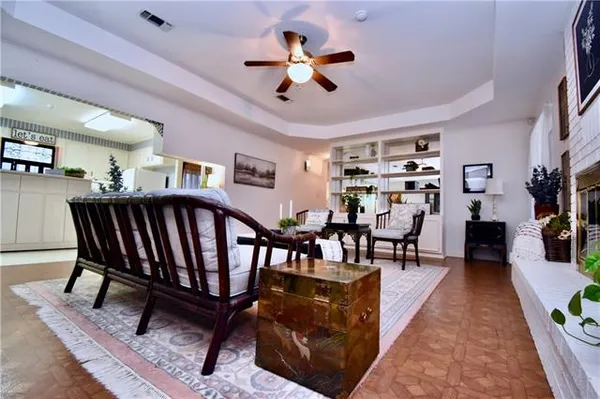 $315,000 | 1630 West Medalist Road, Pineville, LA 71360
