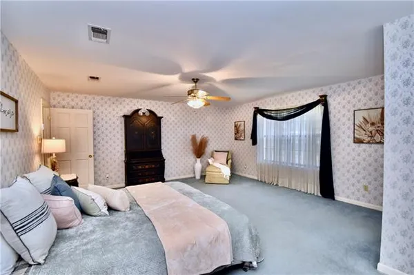 $315,000 | 1630 West Medalist Road, Pineville, LA 71360
