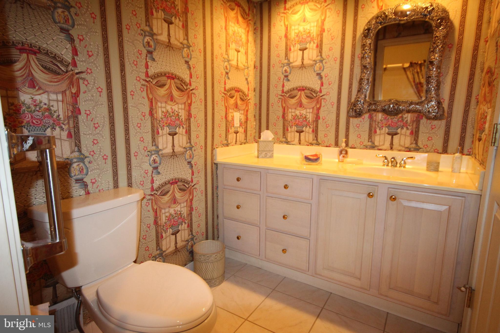34 Stanford Road East Pennington, NJ 08534 - Photo 11 of 35 Bedroom 2 Bath/powder room