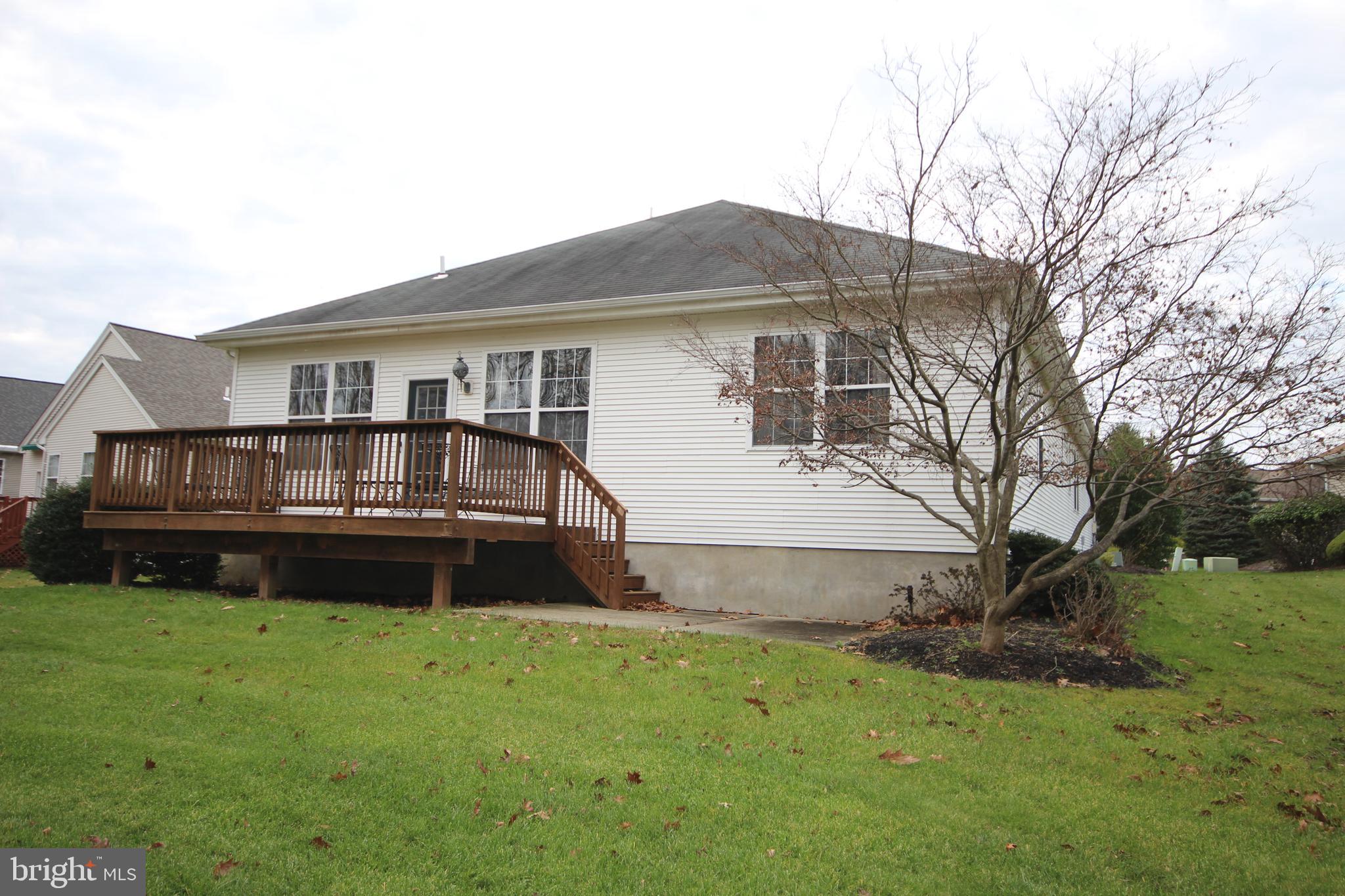 34 Stanford Road East Pennington, NJ 08534 - Photo 4 of 35 Gallery Image 4