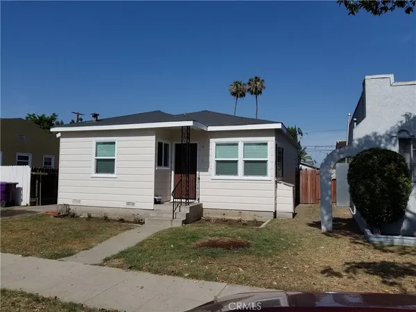 $995,000 | 6160 Gundry Avenue, Long Beach, CA 90805
