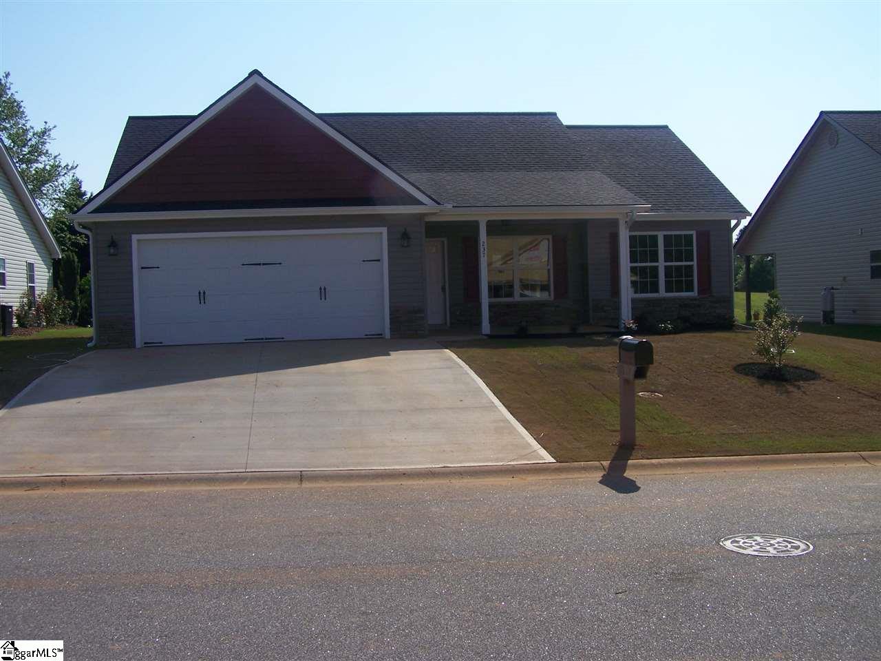 237 Sleepy River Road Simpsonville, SC 29681 - Photo 1 of 4 Gallery Image 1