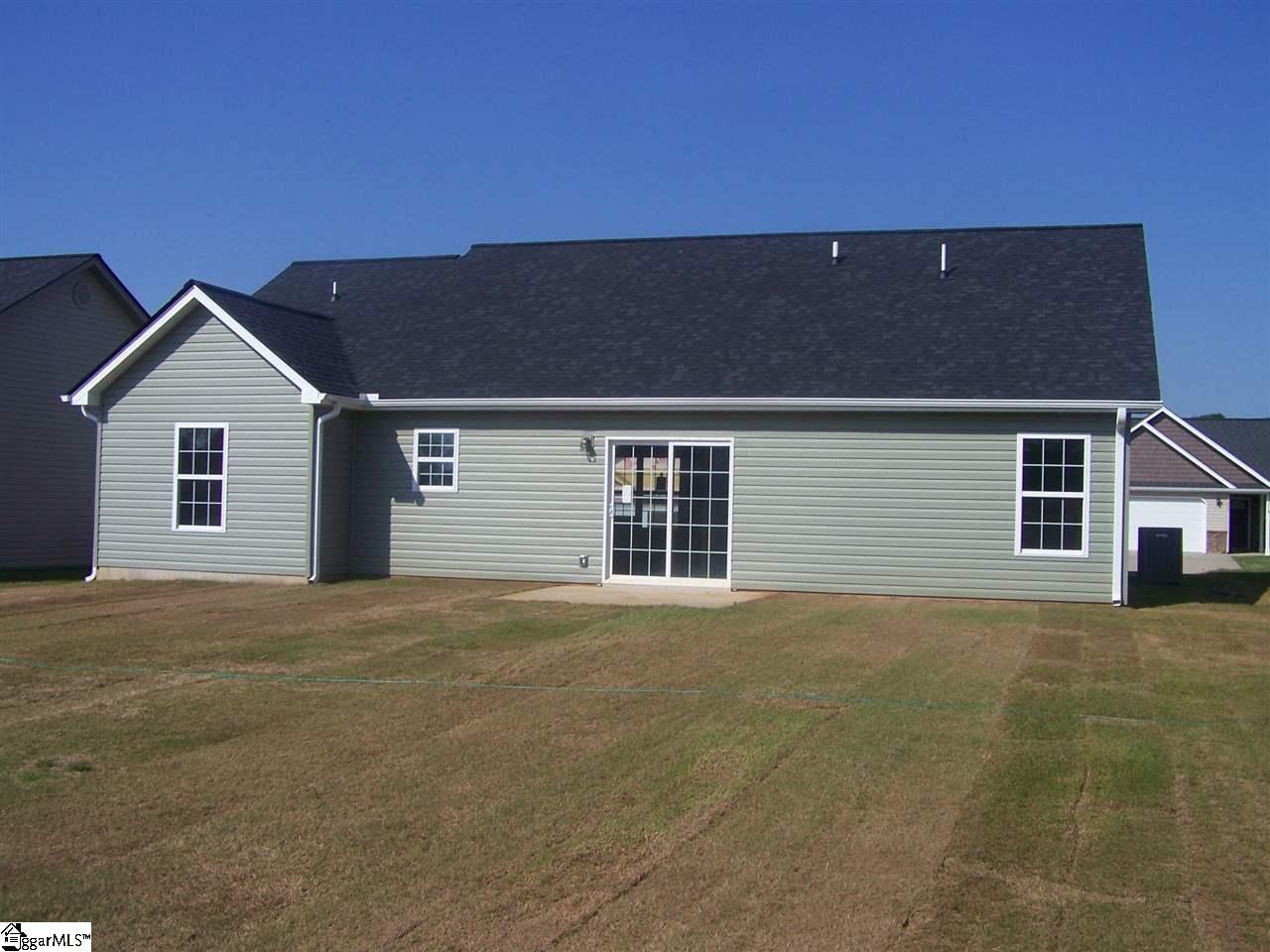 237 Sleepy River Road Simpsonville, SC 29681 - Photo 2 of 4 Gallery Image 2