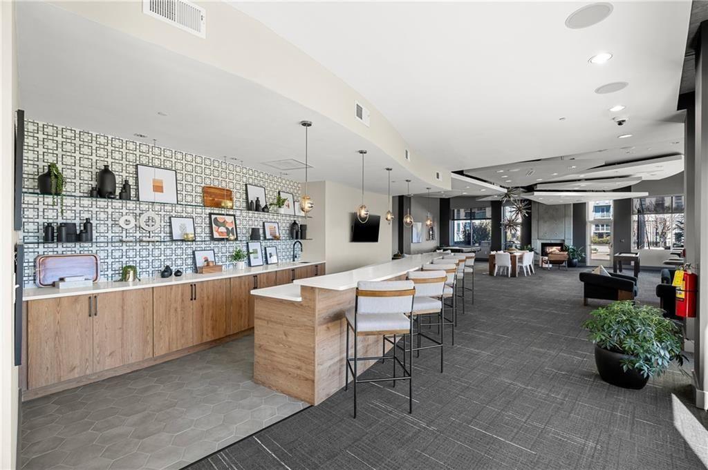 250 Pharr Road Northeast, Unit 405 Atlanta, GA 30305 - Photo 16 of 20