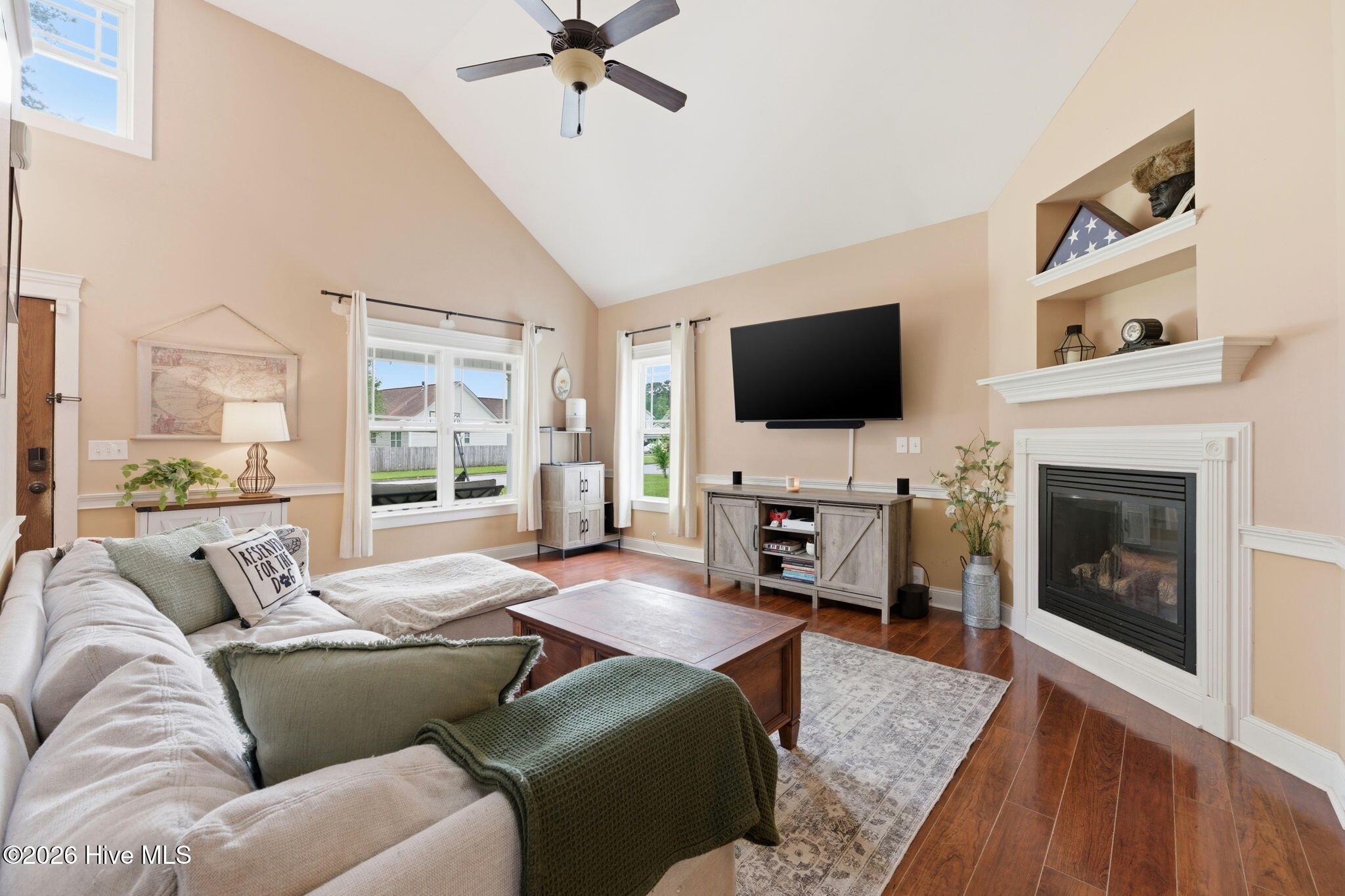 200 Station House Road New Bern, NC 28562 - Photo 7 of 40 Livingroom