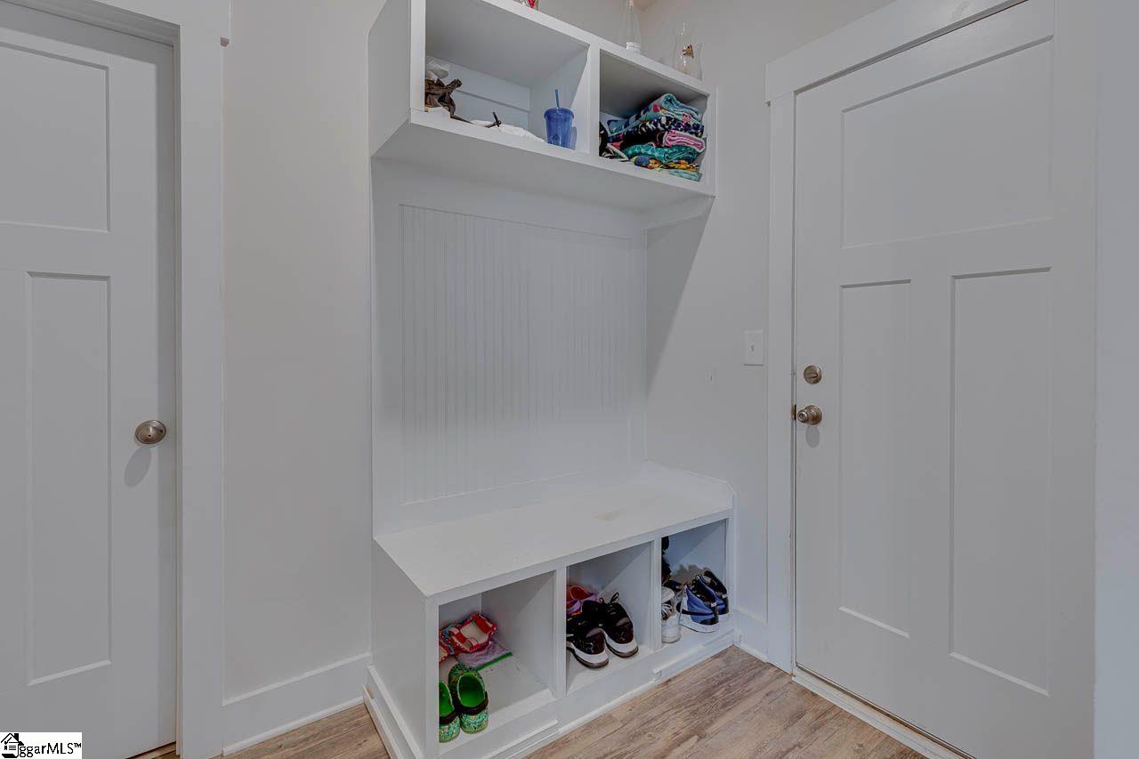 103 Pewter Circle Simpsonville, SC 29680 - Photo 16 of 35