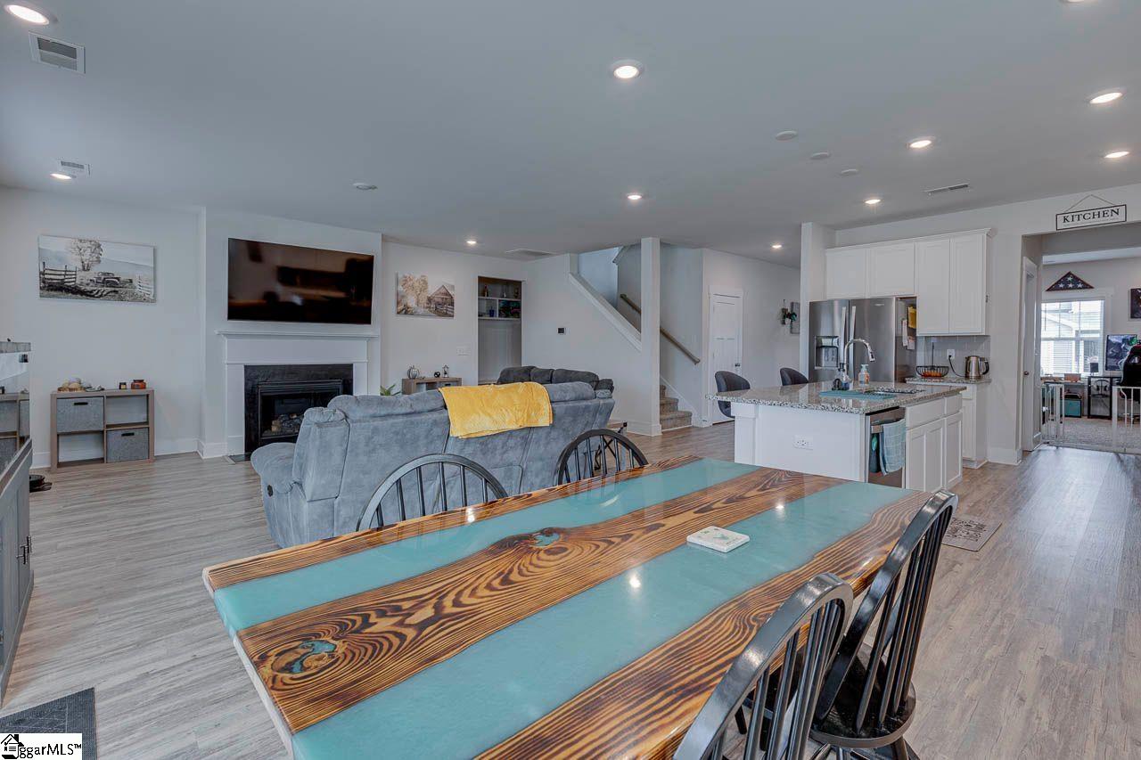 103 Pewter Circle Simpsonville, SC 29680 - Photo 10 of 35