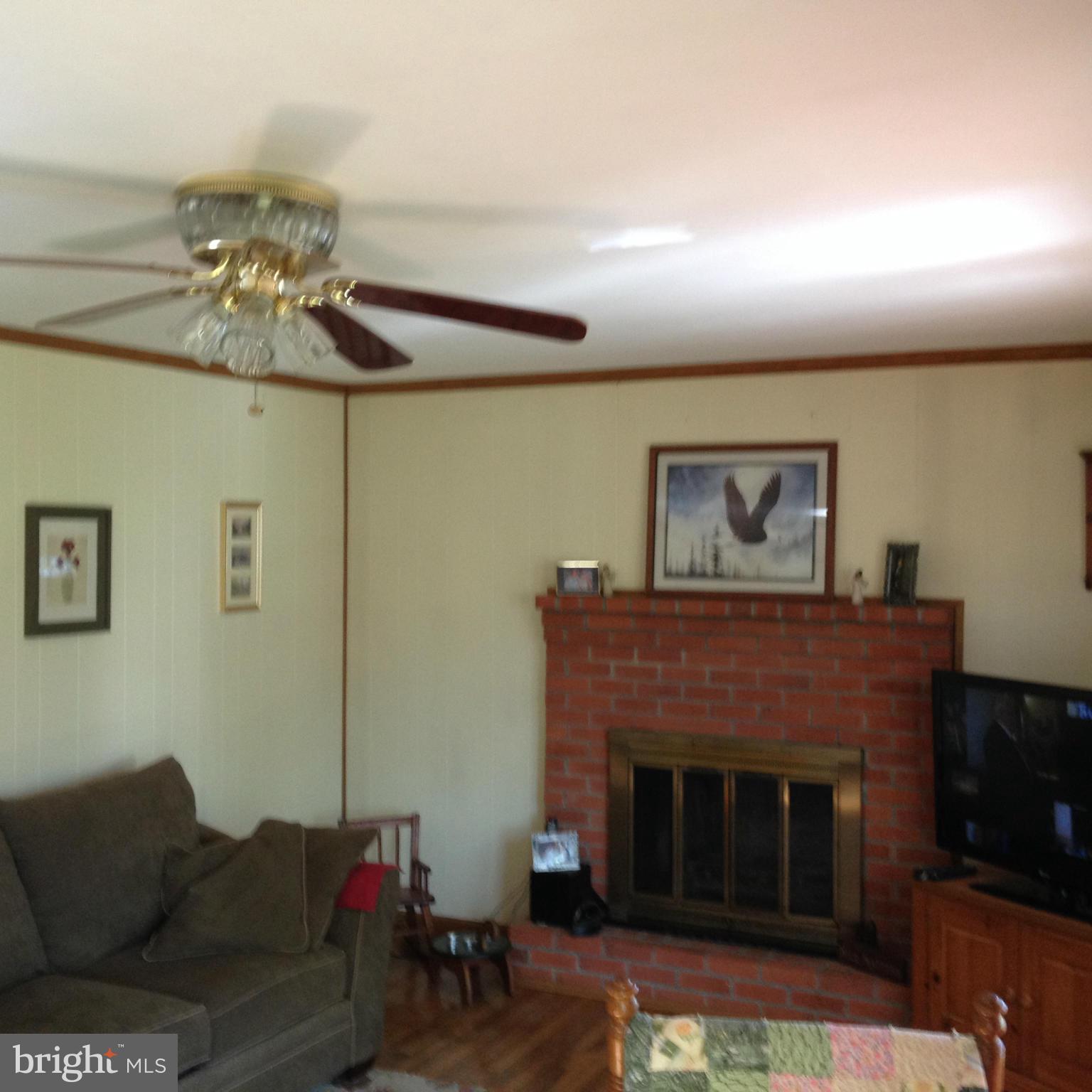 72 Porter Road North East, MD 21901 - Photo 8 of 13 Living Room