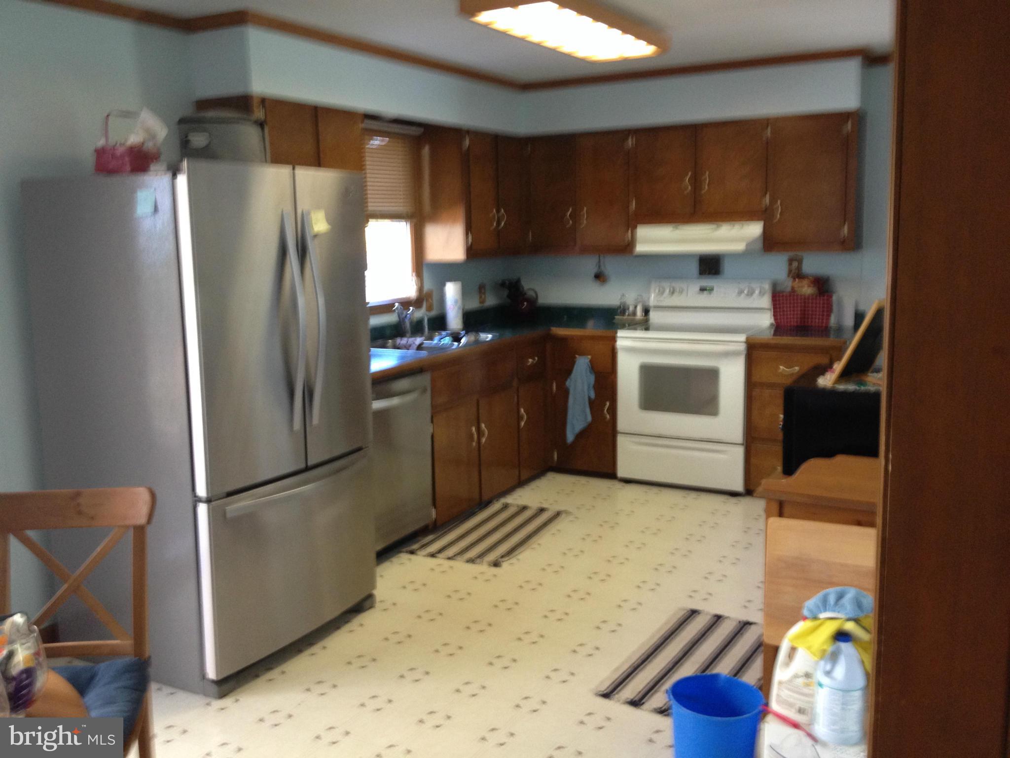 72 Porter Road North East, MD 21901 - Photo 9 of 13 Kitchen