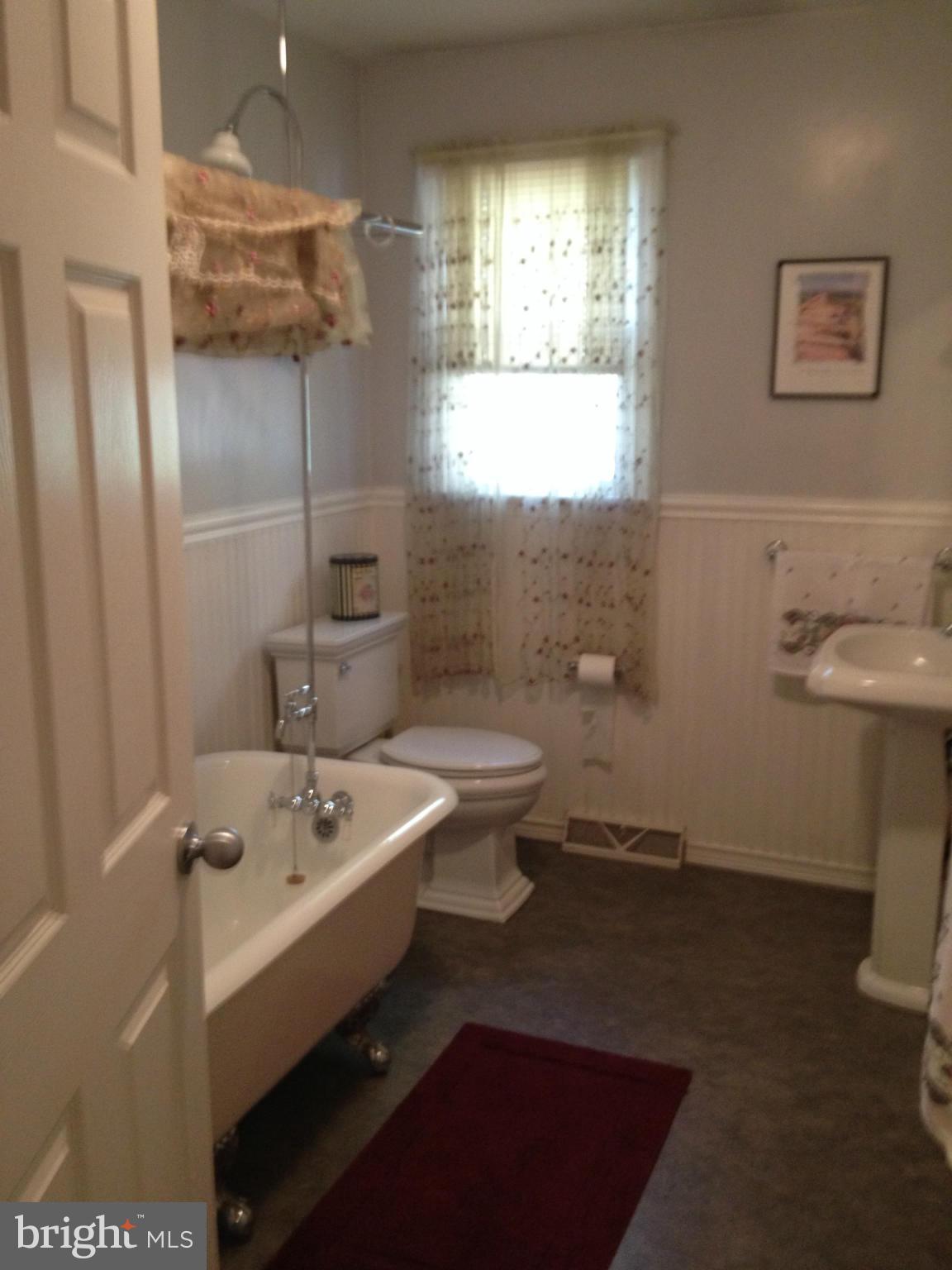 72 Porter Road North East, MD 21901 - Photo 10 of 13 Bath