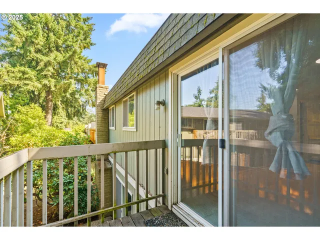 $343,000 | 1500 Norkenzie Road, Unit 43, Eugene, OR 97401