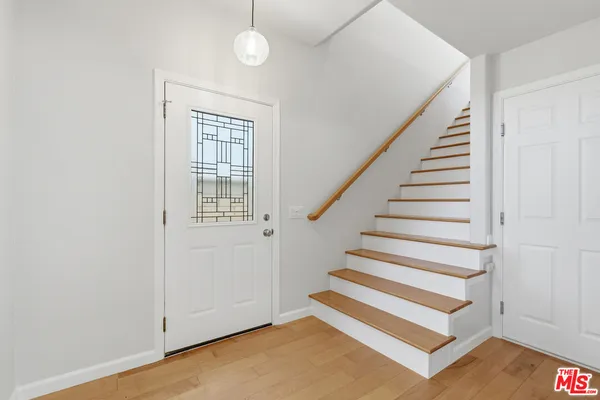 $1,399,000 | 261 Highland Drive, Oxnard, CA 93035