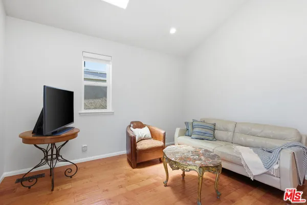 $1,399,000 | 261 Highland Drive, Oxnard, CA 93035
