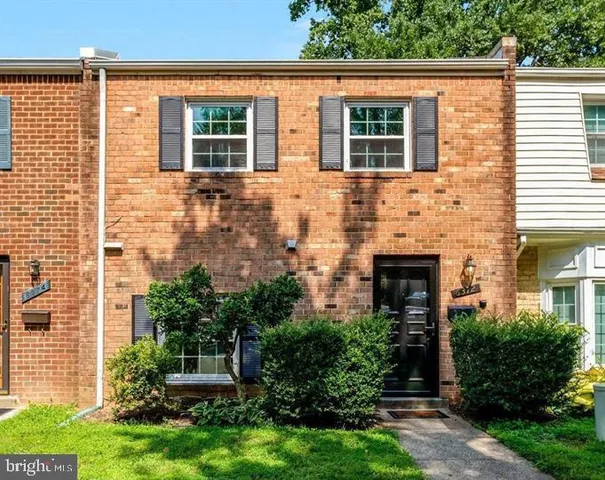 $800 | 6372 8th Circle, Alexandria, VA 22312