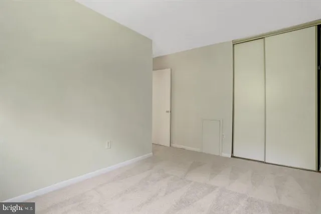 $800 | 6372 8th Circle, Alexandria, VA 22312