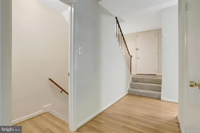 $800 | 6372 8th Circle, Alexandria, VA 22312