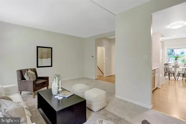 $800 | 6372 8th Circle, Alexandria, VA 22312