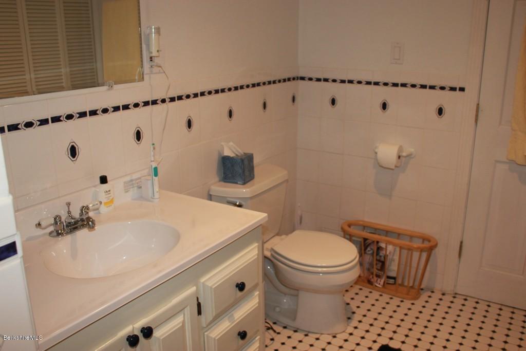 237 D'Wolfe Road Otis, MA 01029 - Photo 10 of 16 Bath