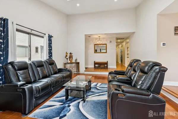$450,000 | 92 Lexington Circle, Old Bridge, NJ 07747