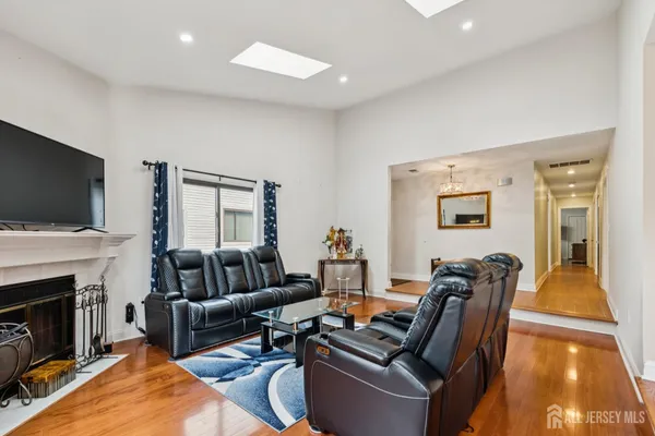 $450,000 | 92 Lexington Circle, Old Bridge, NJ 07747