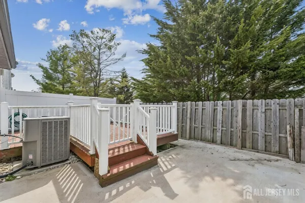 $450,000 | 92 Lexington Circle, Old Bridge, NJ 07747