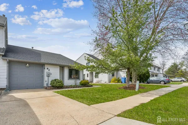 $450,000 | 92 Lexington Circle, Old Bridge, NJ 07747