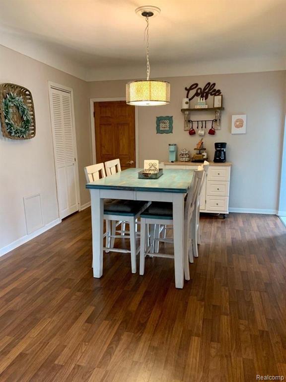 203 Spring Street Yale, MI 48097 - Photo 5 of 7
