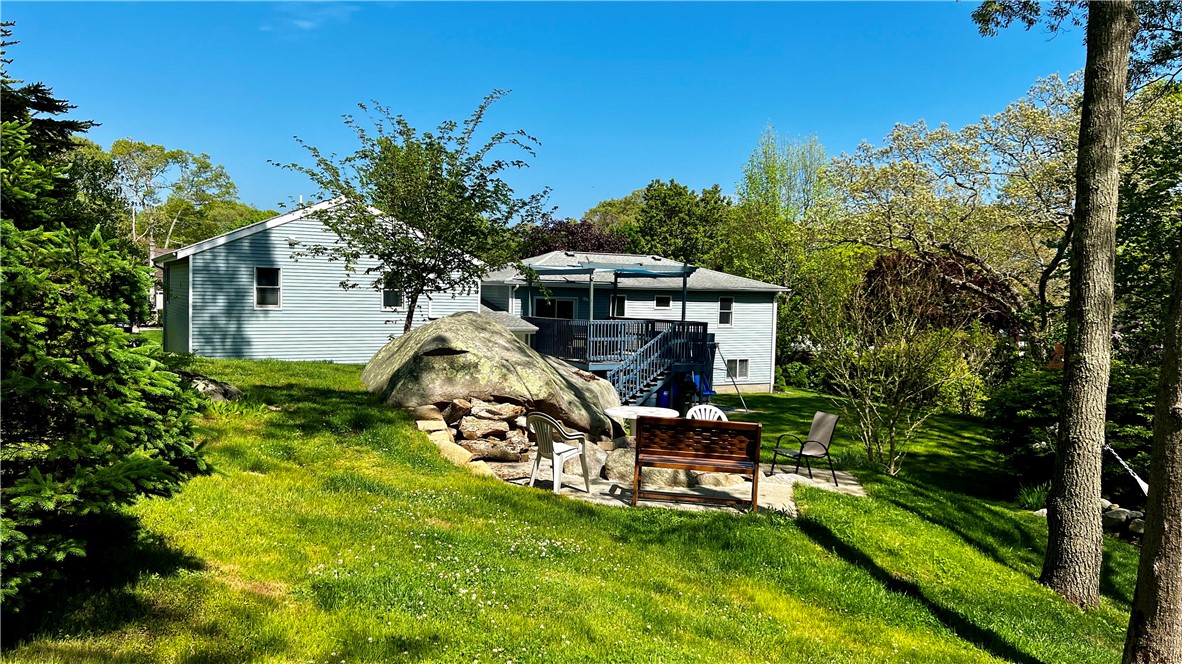 11 Robin Way Westerly, RI 02891 - Photo 24 of 30