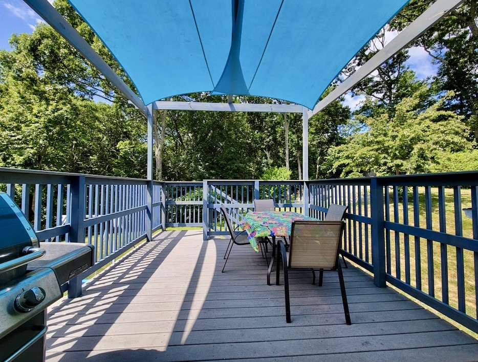 11 Robin Way Westerly, RI 02891 - Photo 25 of 30