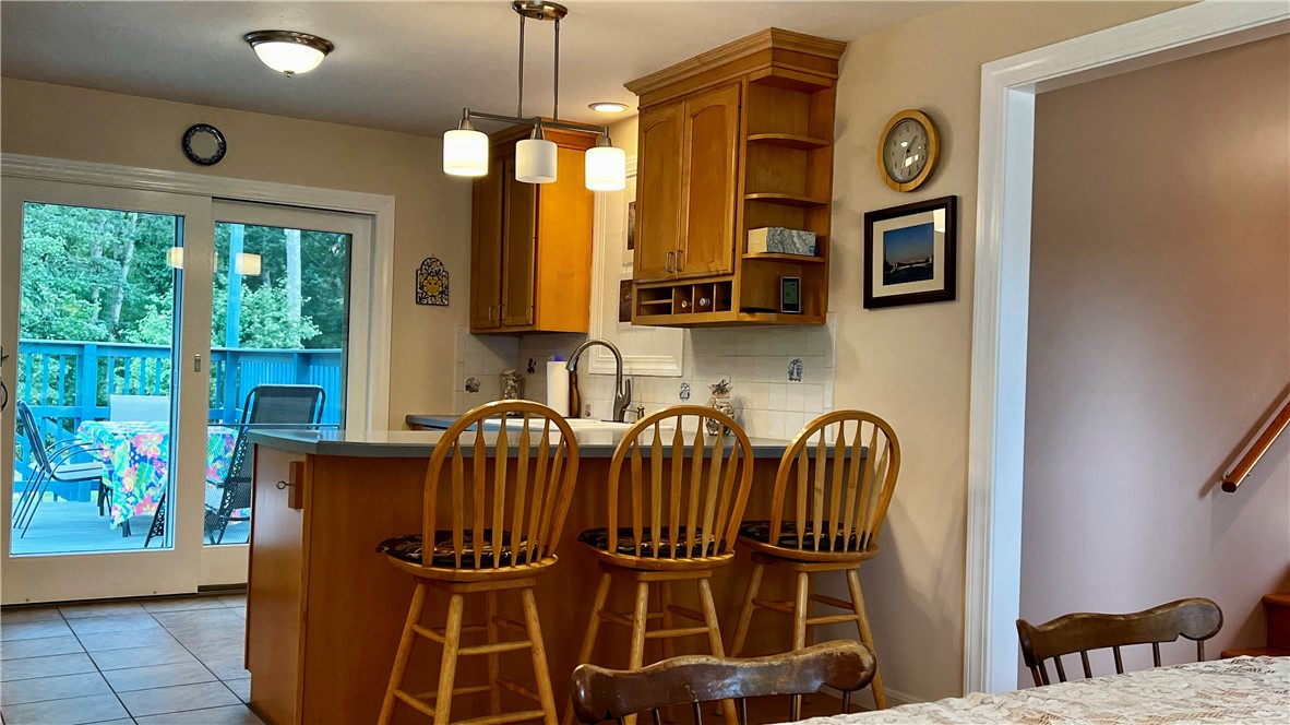 11 Robin Way Westerly, RI 02891 - Photo 6 of 30