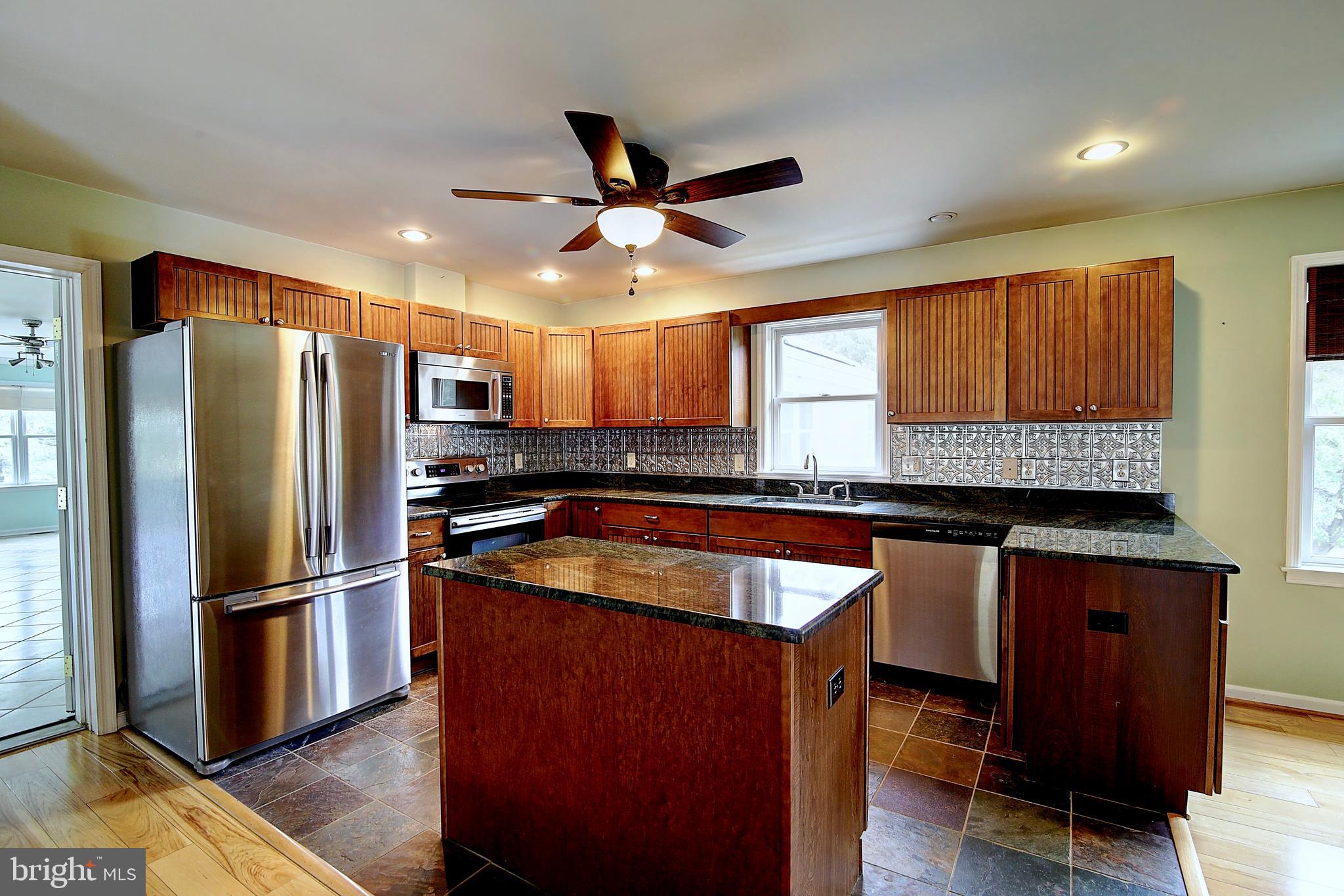715 West Watersville Road Mount Airy, MD 21771 - Photo 3 of 42 Gallery Image 3