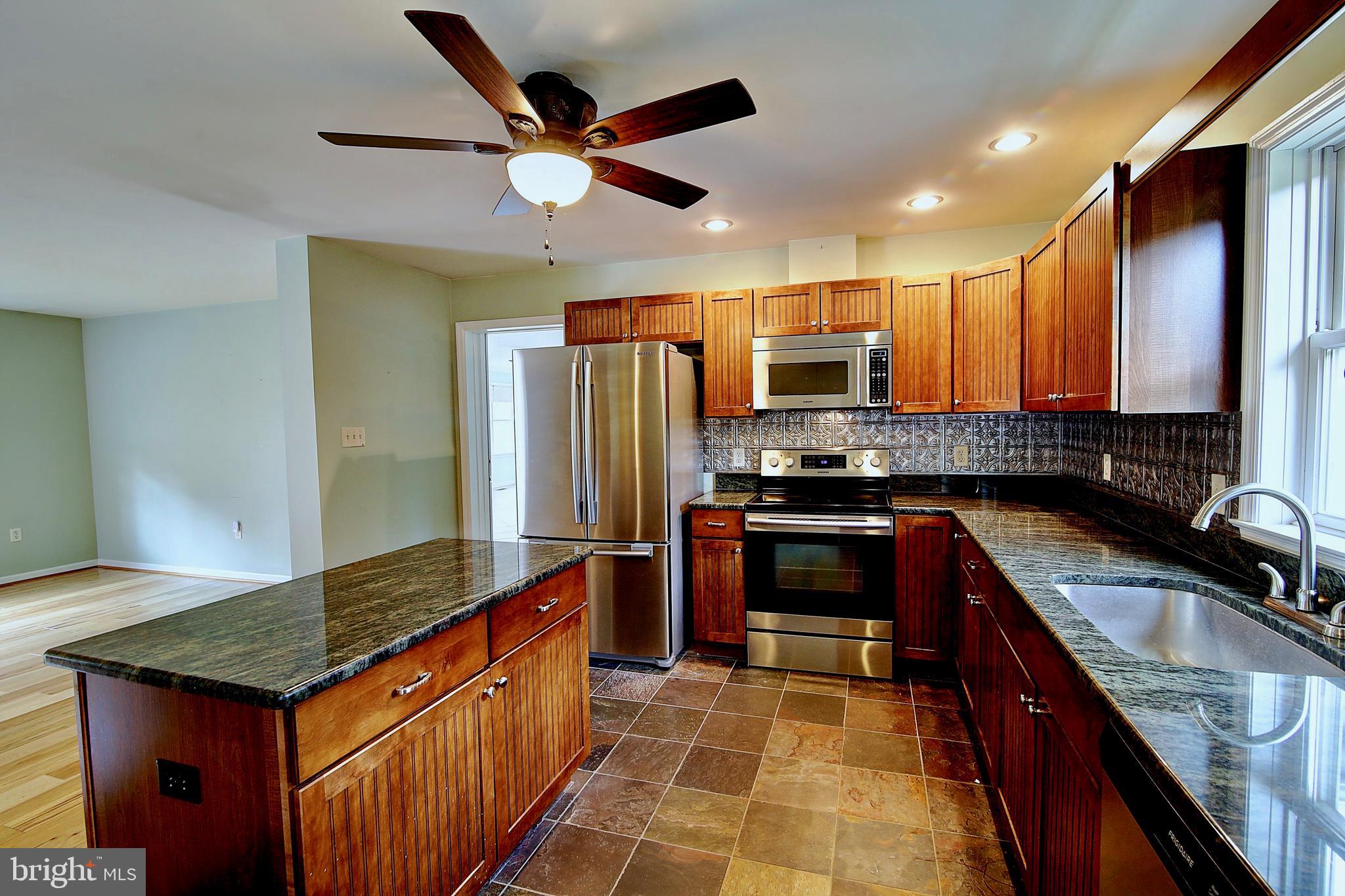 715 West Watersville Road Mount Airy, MD 21771 - Photo 4 of 42 Gallery Image 4