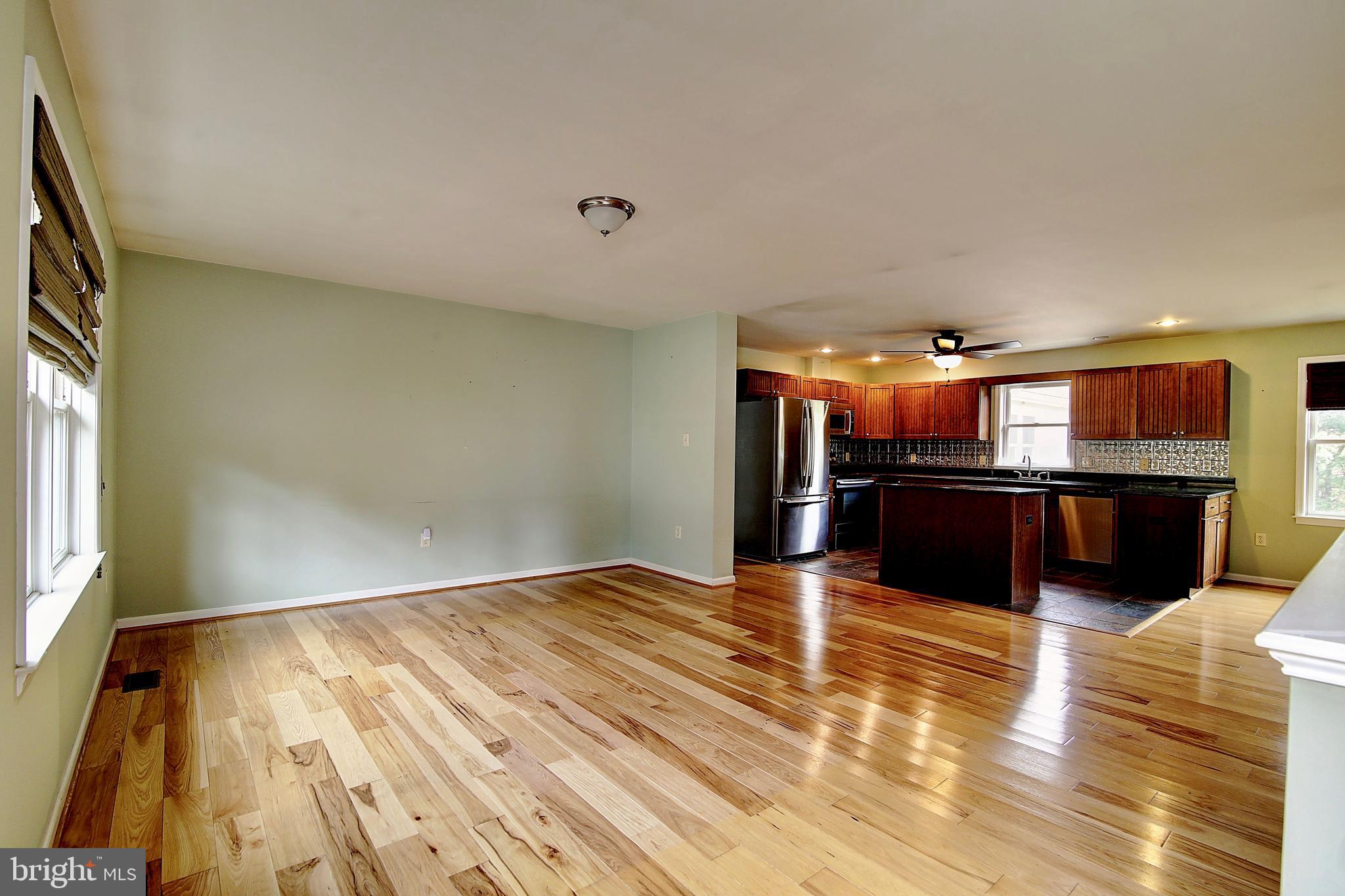 715 West Watersville Road Mount Airy, MD 21771 - Photo 7 of 42 Gallery Image 7