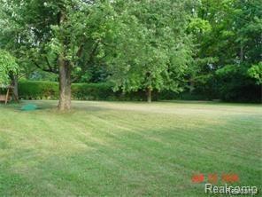 543 East Gunn Road Rochester, MI 48306 - Photo 15 of 15 GetMediaCAFUT2WN.jpg