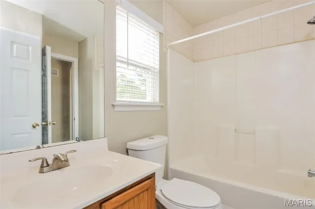 $1,920 | 32 Great Owls Way, Winfield, MO 63389