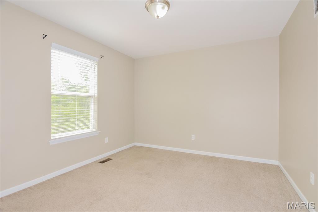 32 Great Owls Way Winfield, MO 63389 - Photo 15 of 18