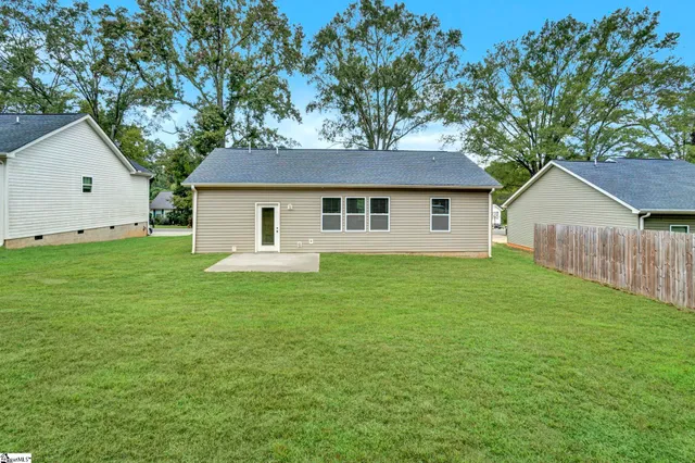 $225,500 | 305 Saluda Street, Belton, SC 29627