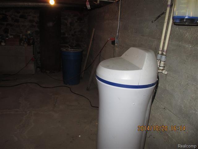 2347 Daley Road Lapeer, MI 48446 - Photo 34 of 44 IMG_0332 (Small).jpg