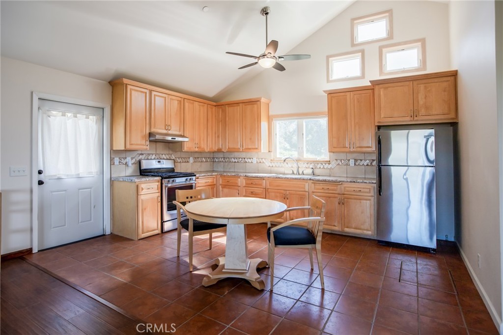 44981 Todd Eymann Road Dunlap, CA 93621 - Photo 16 of 74