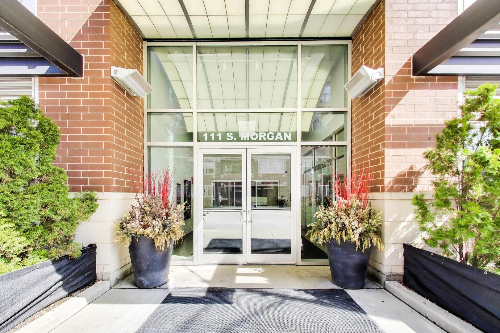 111 South Morgan Street, Unit 703 Chicago, IL 60607 - Photo 2 of 26