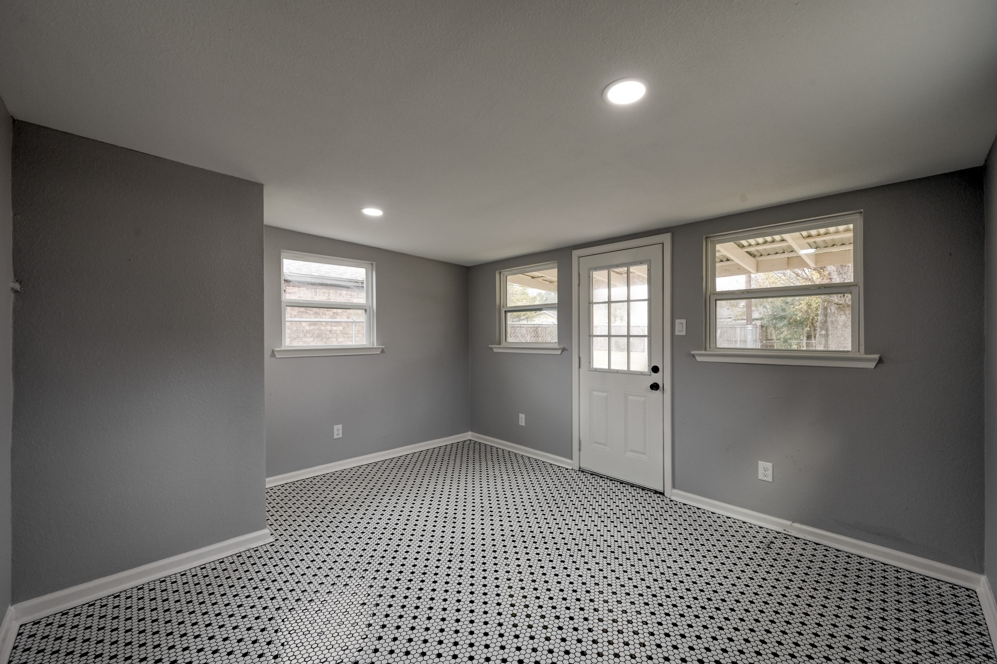 513 Barkley Street Houston, TX 77022 - Photo 41 of 48