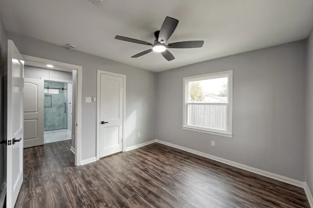 $1,948 | 513 Barkley Street, Houston, TX 77022