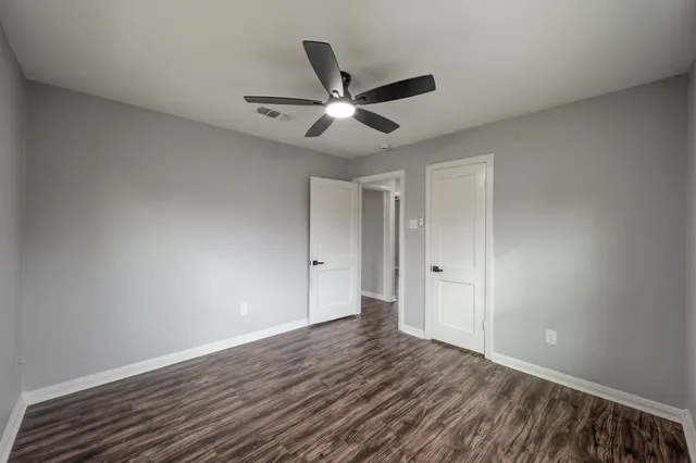 $1,948 | 513 Barkley Street, Houston, TX 77022