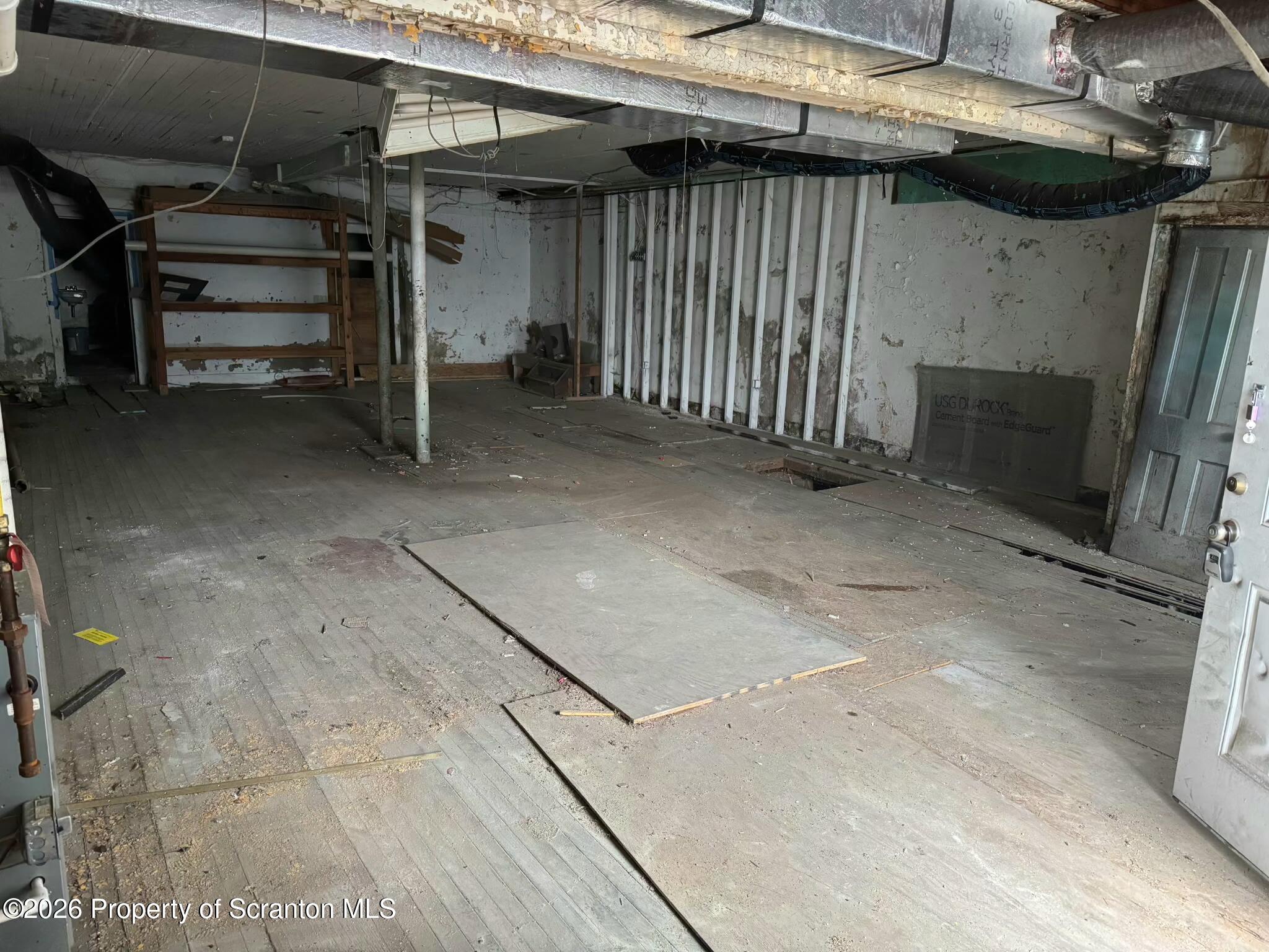 323 Union Street Taylor, PA 18517 - Photo 43 of 44 1000144358