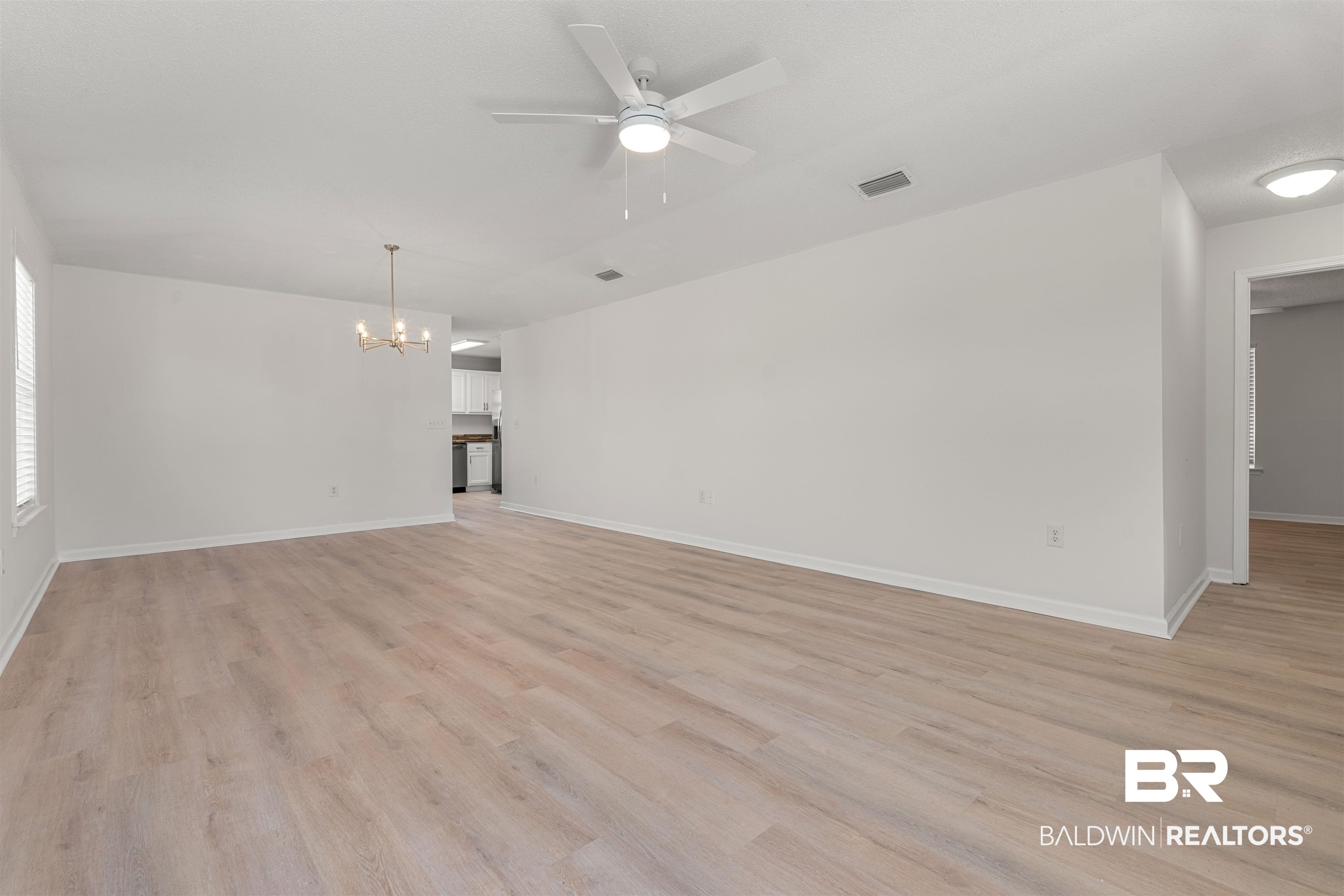 1592 Abbey Loop Foley, AL 36535 - Photo 5 of 25