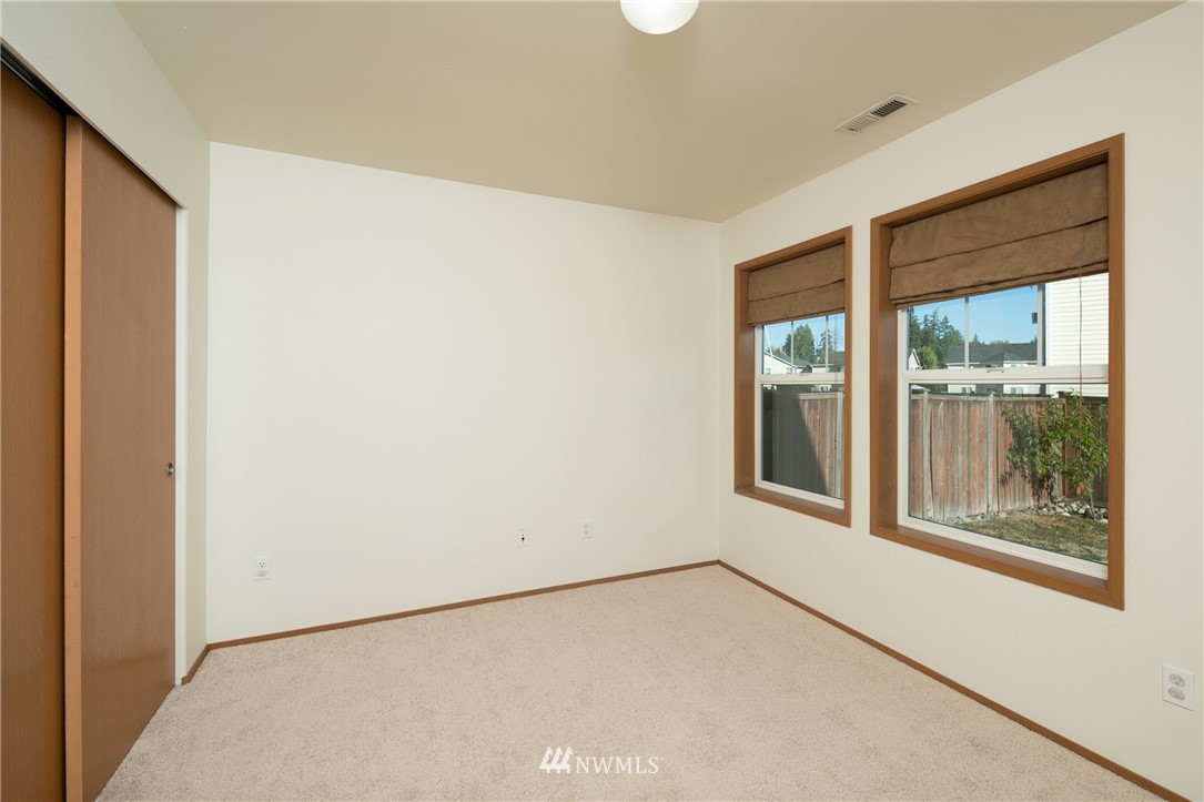 1302 190th Street Southeast Bothell, WA 98012 - Photo 11 of 22 Gallery Image 11