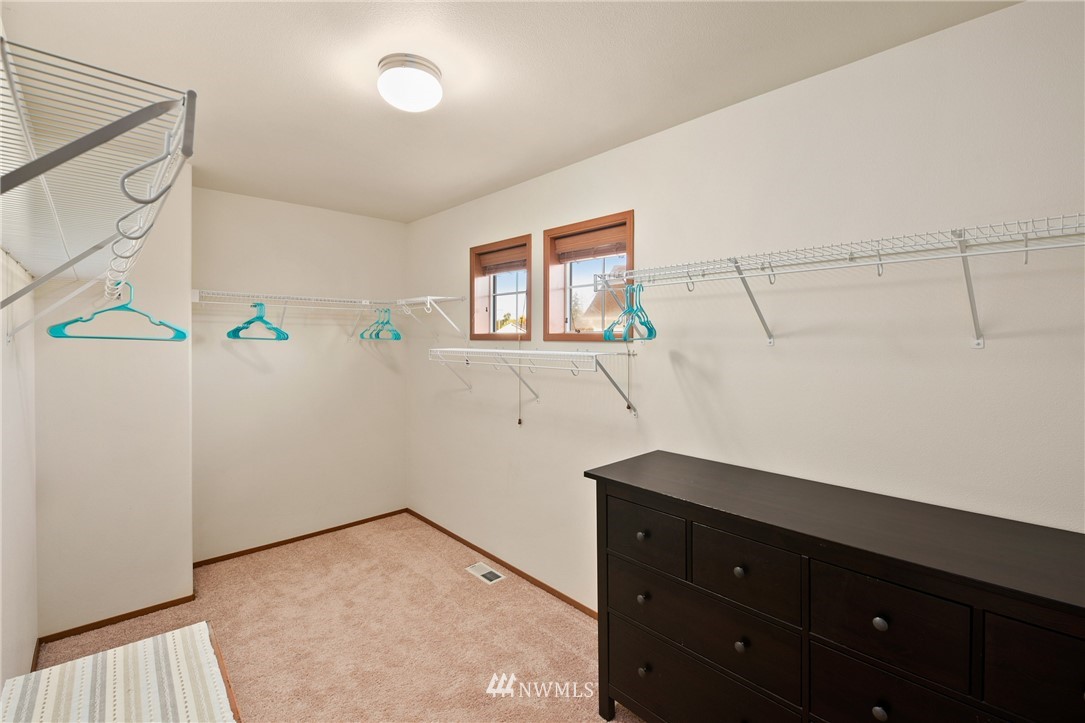 1302 190th Street Southeast Bothell, WA 98012 - Photo 17 of 22 Gallery Image 17