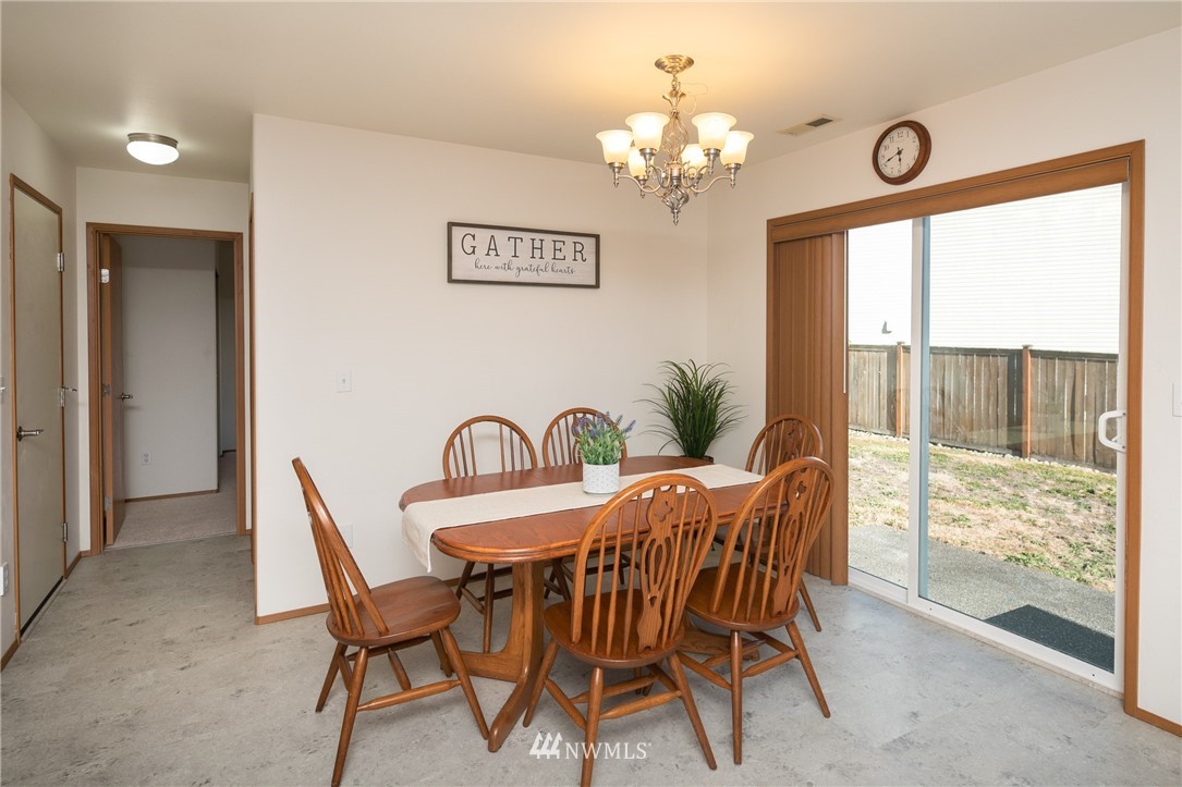 1302 190th Street Southeast Bothell, WA 98012 - Photo 8 of 22 Gallery Image 8