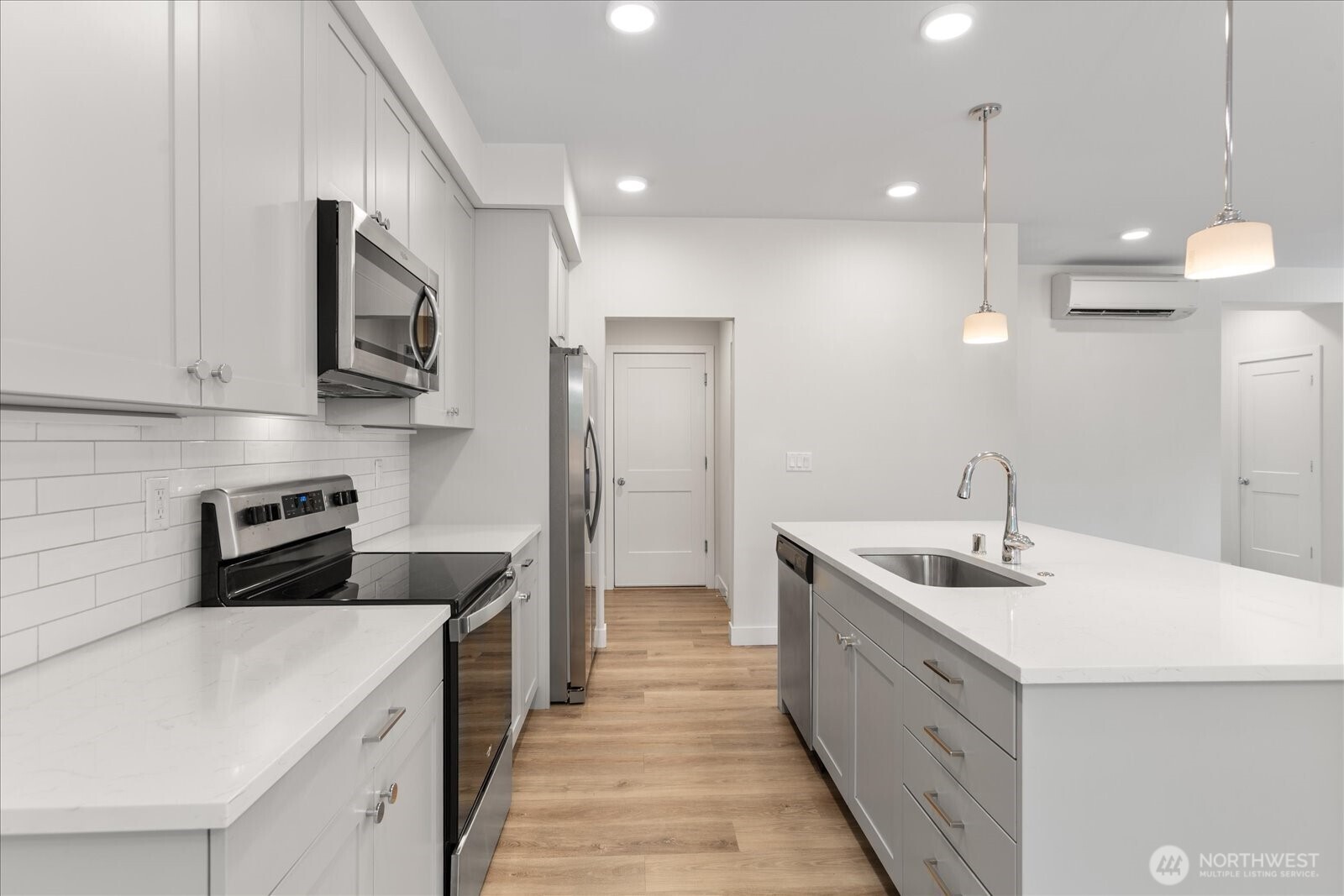 121 171st Place Southwest, Unit A Bothell, WA 98012 - Photo 15 of 38