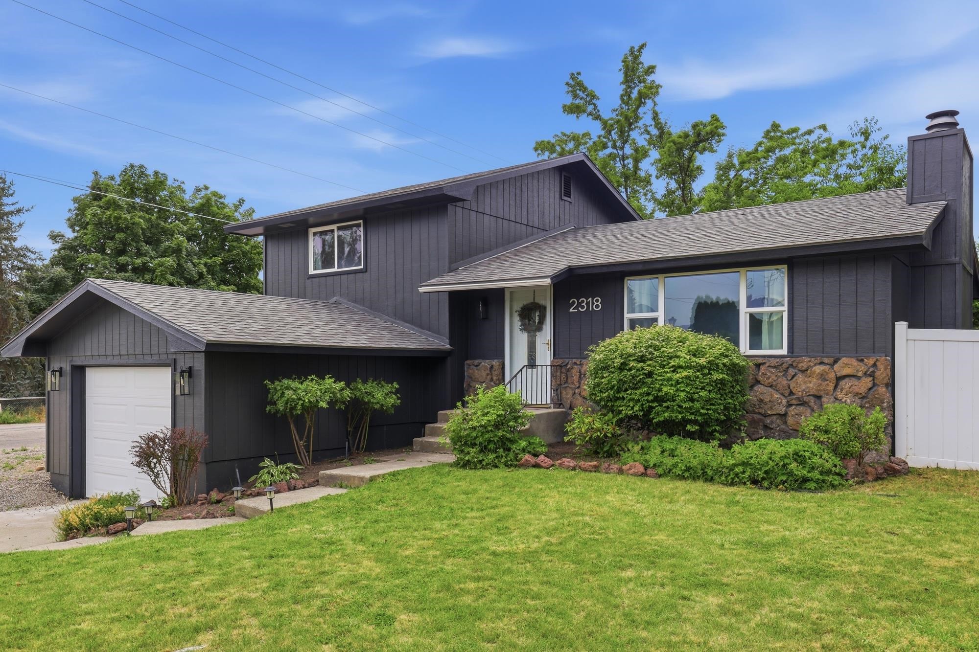 2318 South Calvin Road Veradale, WA 99037 - Photo 2 of 27 Gallery Image 2